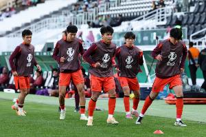 媒体人谈U23国足首发:感觉是变阵四后卫了