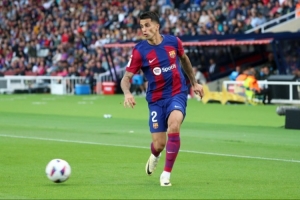 世体:当地时间11:00,坎塞洛将在弗里克麾下进行加盟后首次训练