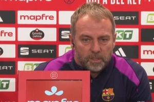 弗里克:坎塞洛能出战桑坦德竞技 哈维·阿隆索离任不关我的事