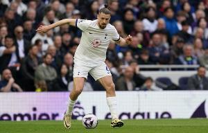 意天空:罗马想先租后买德勒古欣,但莱比锡愿意与热刺谈永久转会