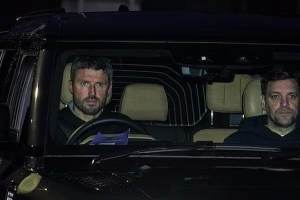 邮报:卡里克正式上任后数小时便和助教抵达基地 弗莱彻回去带U18