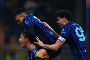 还在关注!张康阳发社媒,配图劳塔罗骑埃斯波西托庆祝照片