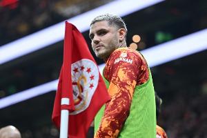 迪马:尤文正在尝试引进伊卡尔迪,提供了一份一年半的合同