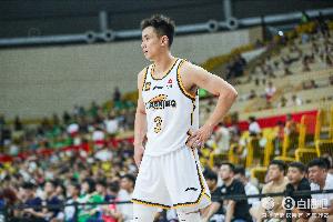 手凉!赵继伟半场5投仅1中拿到2分4板3助 三分3中0