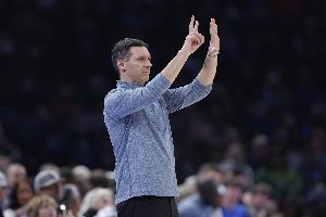 戴格诺特：开场攻防就展现了极强冲击力 我们能灵活调整对位防守