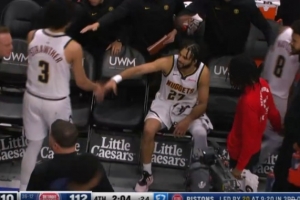 悬念回来了！穆雷底角三分命中 掘金仅落后活塞2分