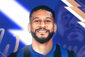 官宣｜阿德里亚诺-菲尔米诺加盟武汉三镇