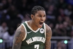 真有作用！小凯文·波特贡献18分6板9助5断 末节关键暴扣扳平比分