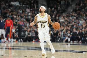 队记：阿尔瓦拉多仍是尼克斯交易目标 想换米西可能要多个选秀权