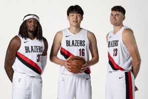 开拓者阵容盘点：缺射手 后卫太多 中锋位置若瀚森顶不上也要解决