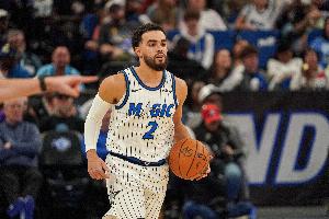 避税！Shams：魔术将泰厄斯·琼斯+2个次轮送至黄蜂 换来了现金