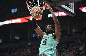 马威末节没上!奥特:末节初段打出了提速强攻的节奏 效果不错