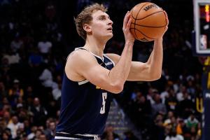 Shams：掘金将泰森与32年次轮签送至篮网 换回今年的次轮签