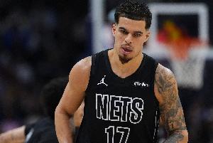 就是拔不进！小迈克尔·波特半场21分钟 9投仅2中&三分6中2