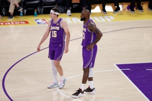 马健：里夫斯若没受伤&他比老詹更适合进全明星 肯纳德很适配湖人