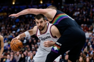 祖巴茨交易评级:步行者豪赌内线仅获B 快船两头通吃获A-