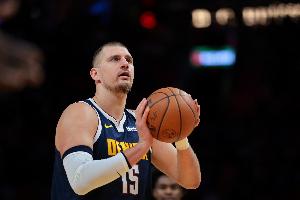 三双历史第二？约基奇：这就是正确的篮球打法 希望我继续这么打