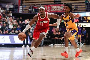 杨瀚森G联盟队友！Shams：爵士与混音队前锋辛森签下双向合同