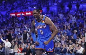 湖媒无奈：雷霆好几周没更新杰伦威消息 看到湖人直接复出